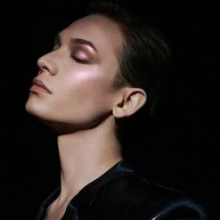 27 Rosiers Extra/Ordinaire Skin Illuminator New 16 27 Rosiers Extra/Ordinaire Skin Illuminator New